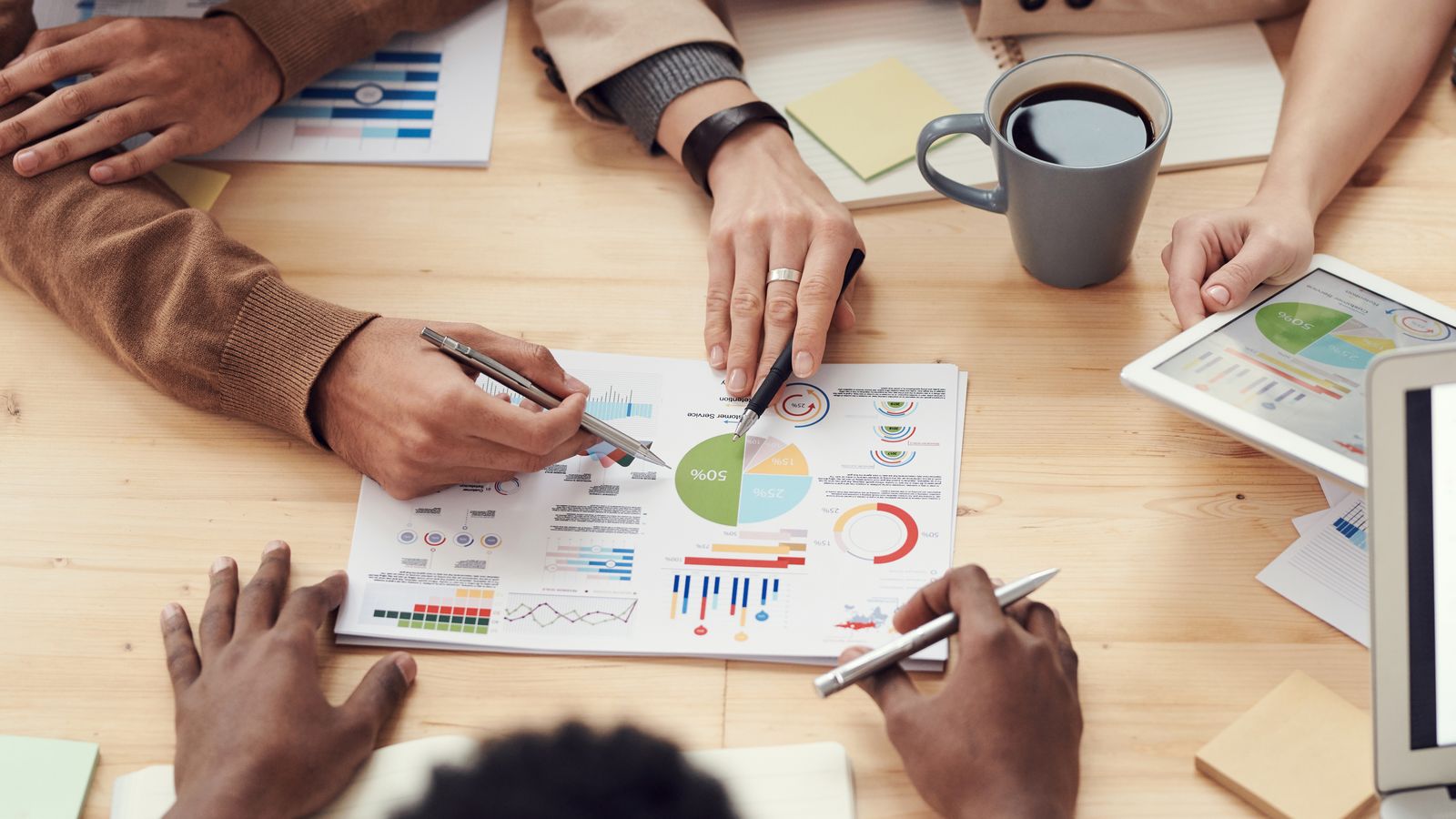Capstone prezentácia projektu zarábania s AI